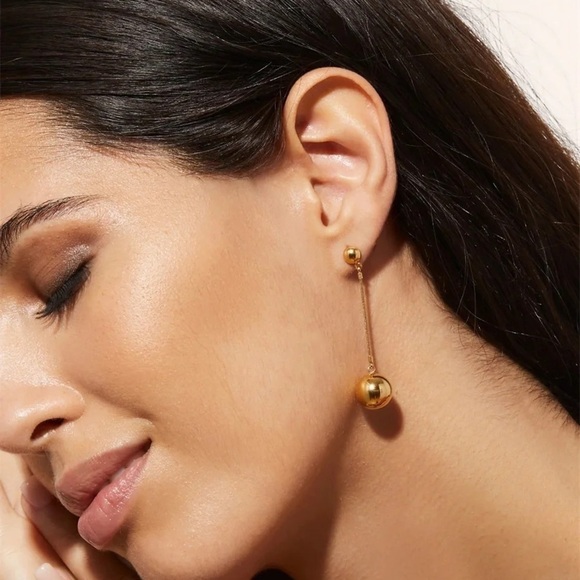 18k Gold Plated Ball Pendant Earrings - Picture 5 of 7